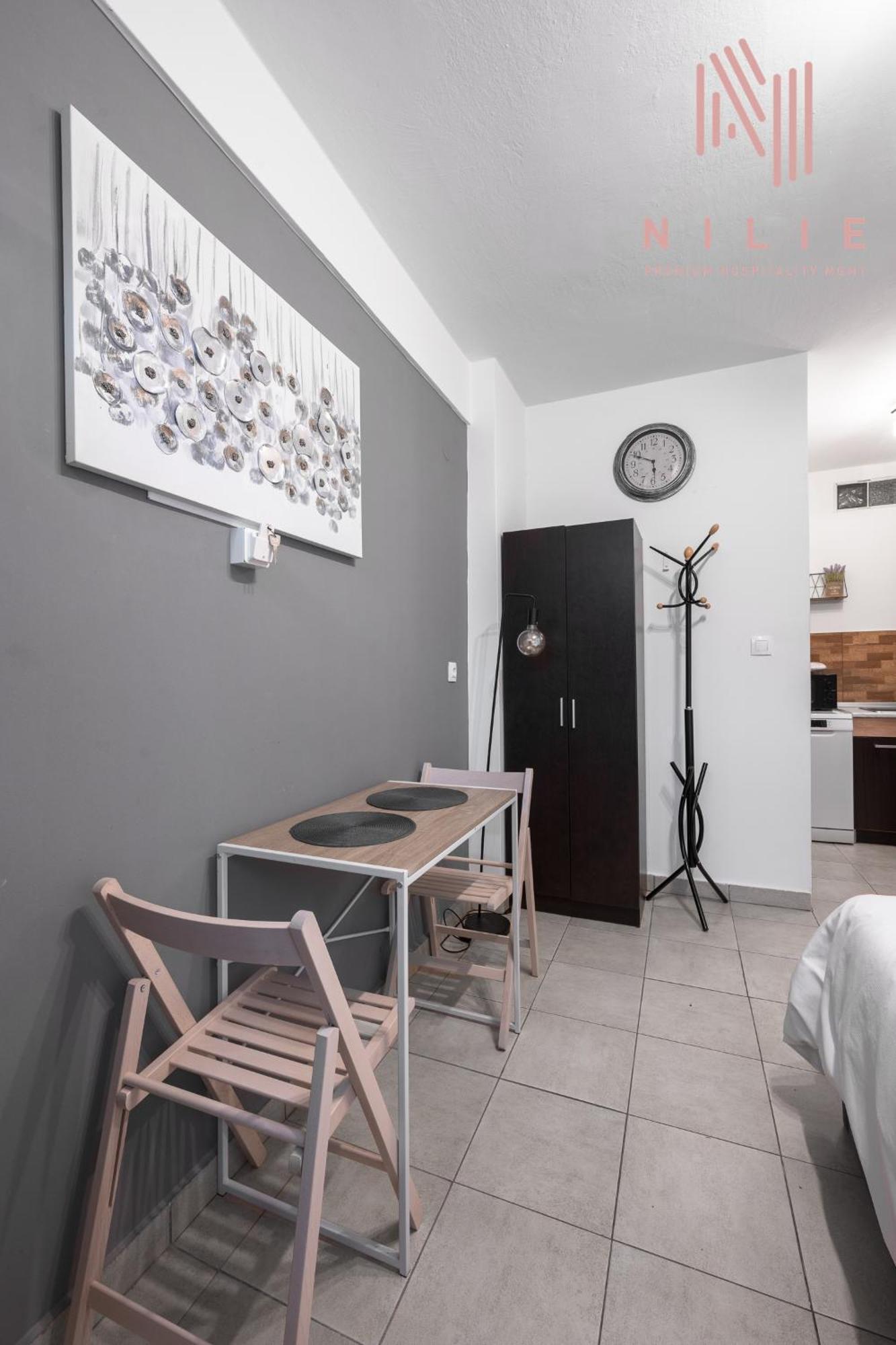 Iris Studio Center Thessaloniki Exterior photo